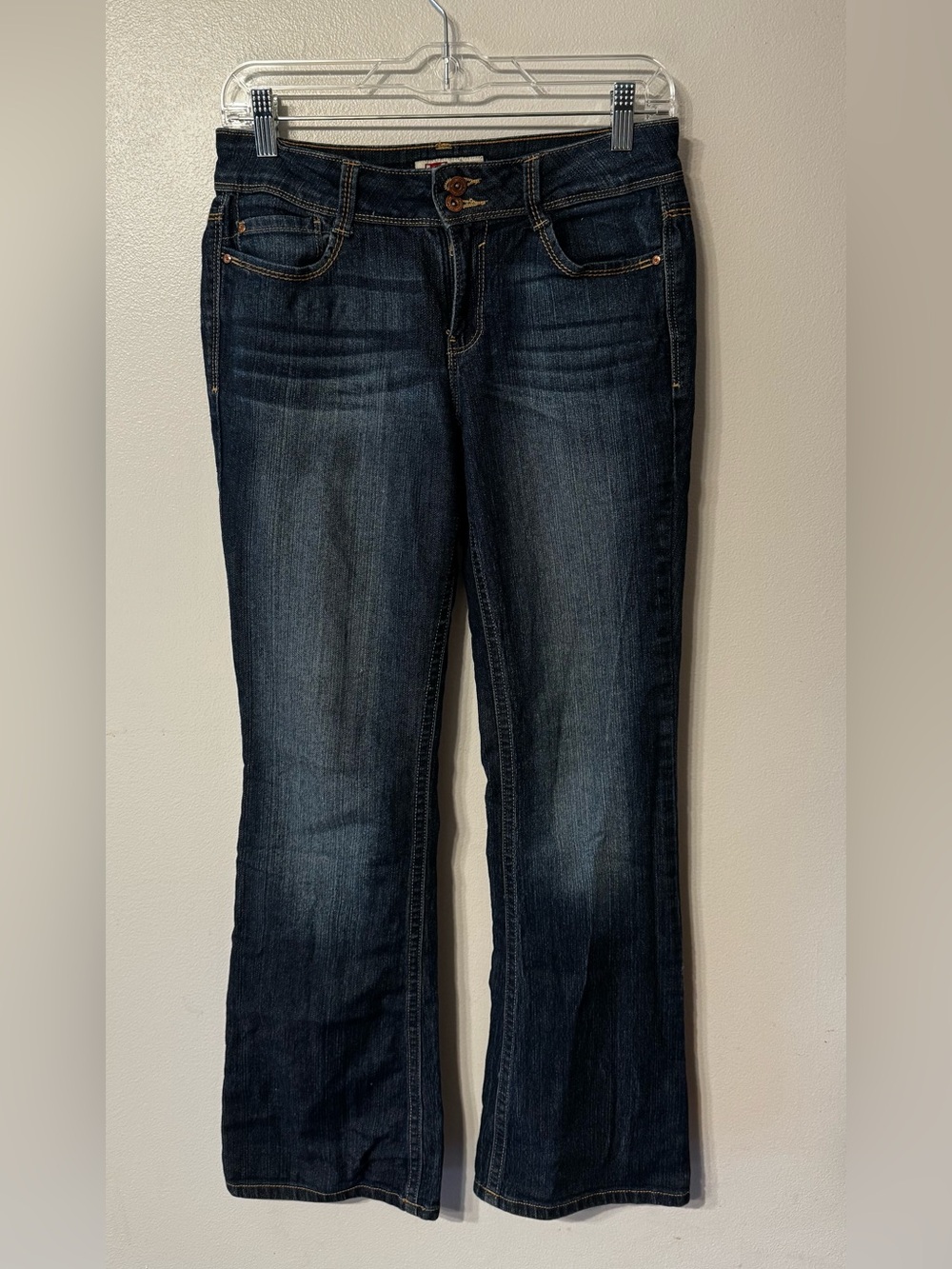 LEI Sophia Hipster Flare Jeans Women’s 7 Regular Y2K Embroidered Dark Wash